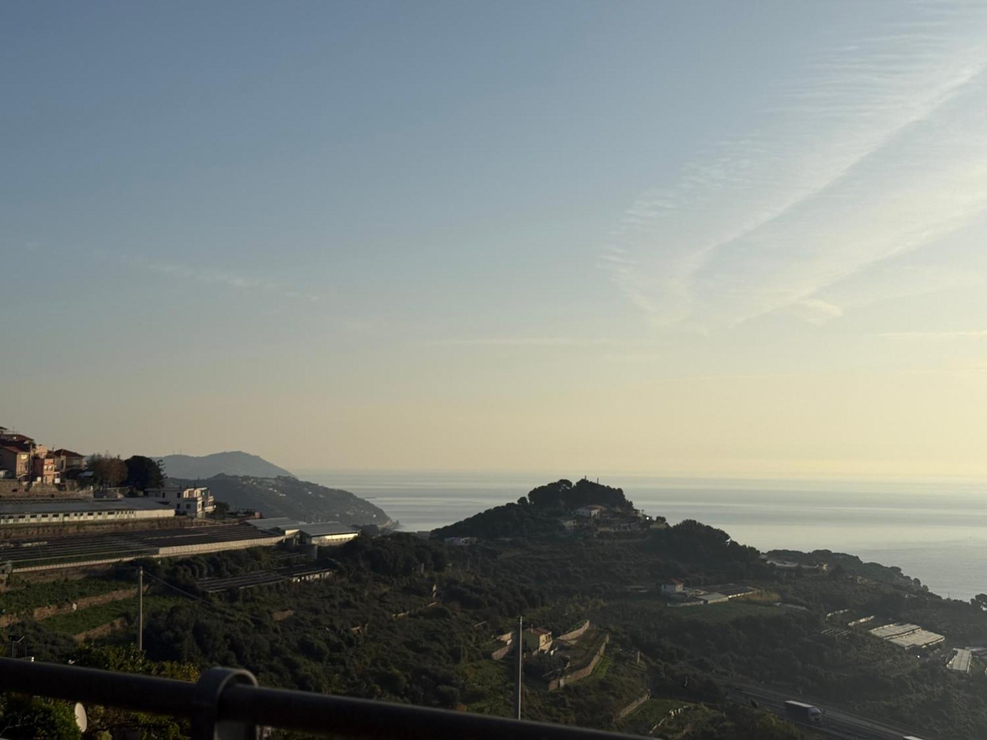Villa Cielo Costarainera ภายนอก รูปภาพ